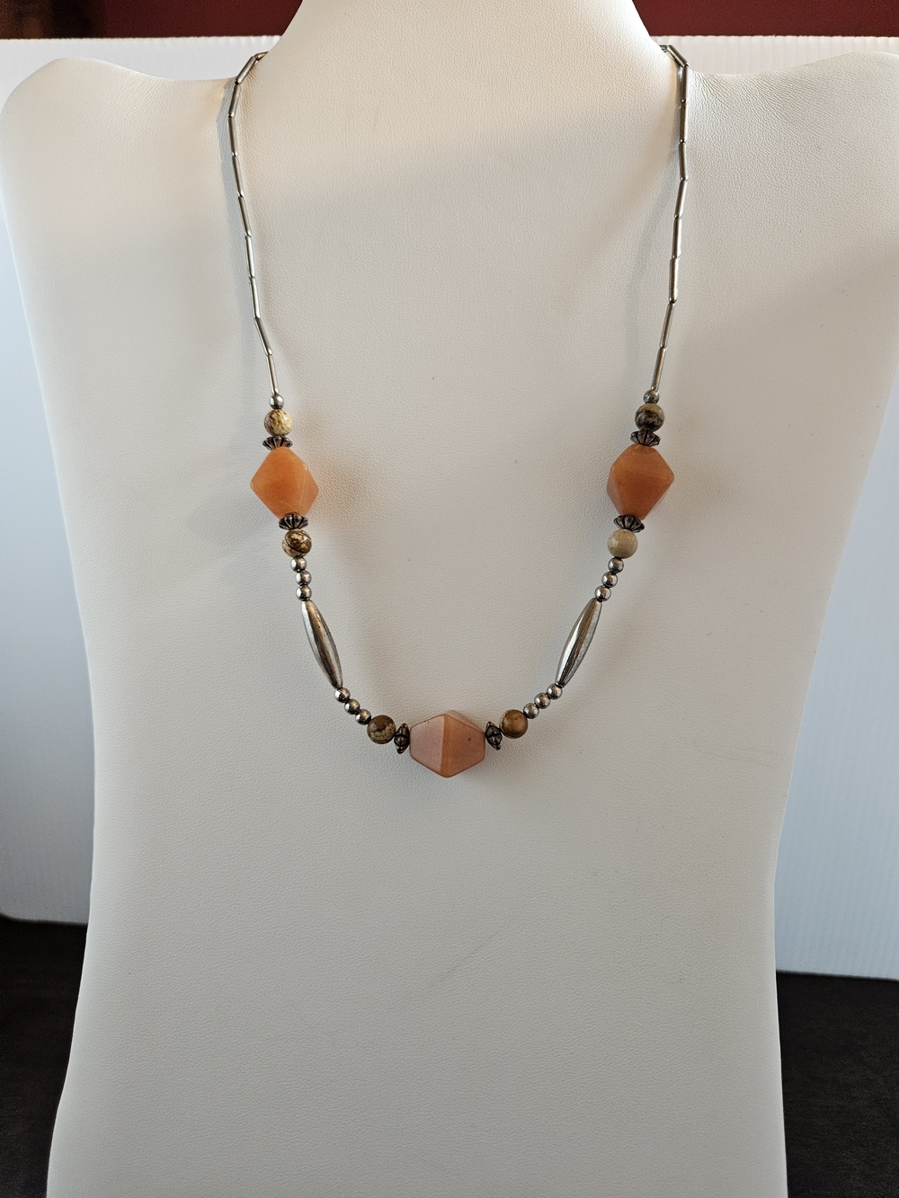Elegant Orange And Silver Beaded Women’s Necklace Vintage